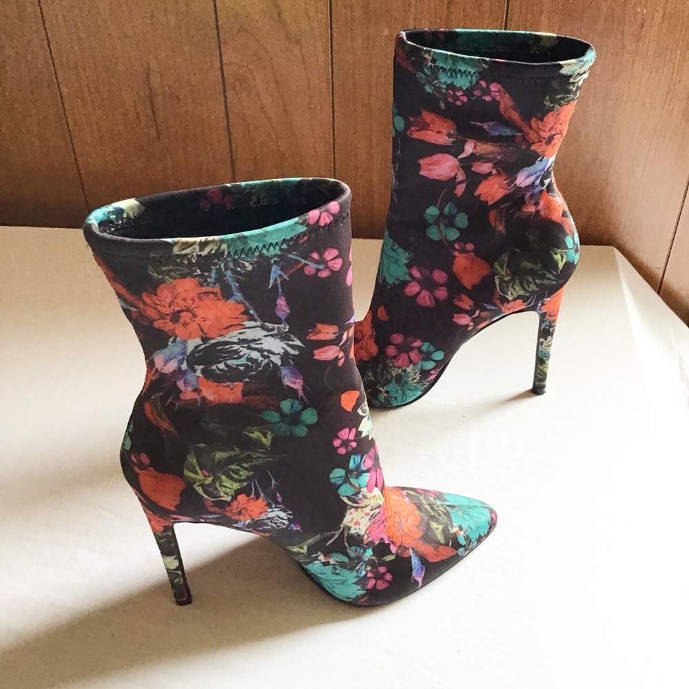Steve Madden Lovely Stiletto Sock Bootie - Picture 6 of 8